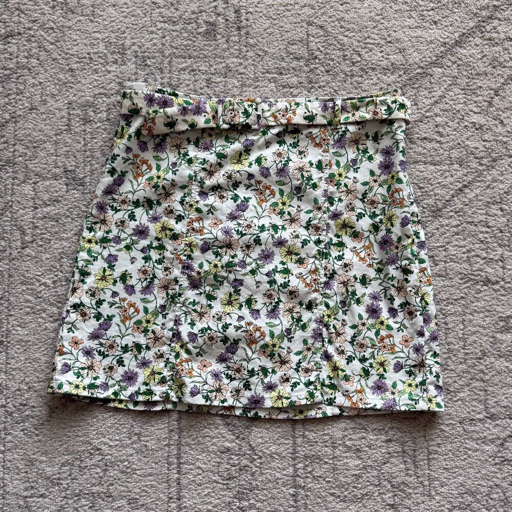 LOFT Size 6 Floral Skirt